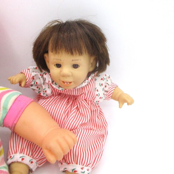 GI Go Dolls Set if 2 Expressions Smile Beanbag -Baby Paci Blue Eyes Vnyl 9" - Picture 7 of 8